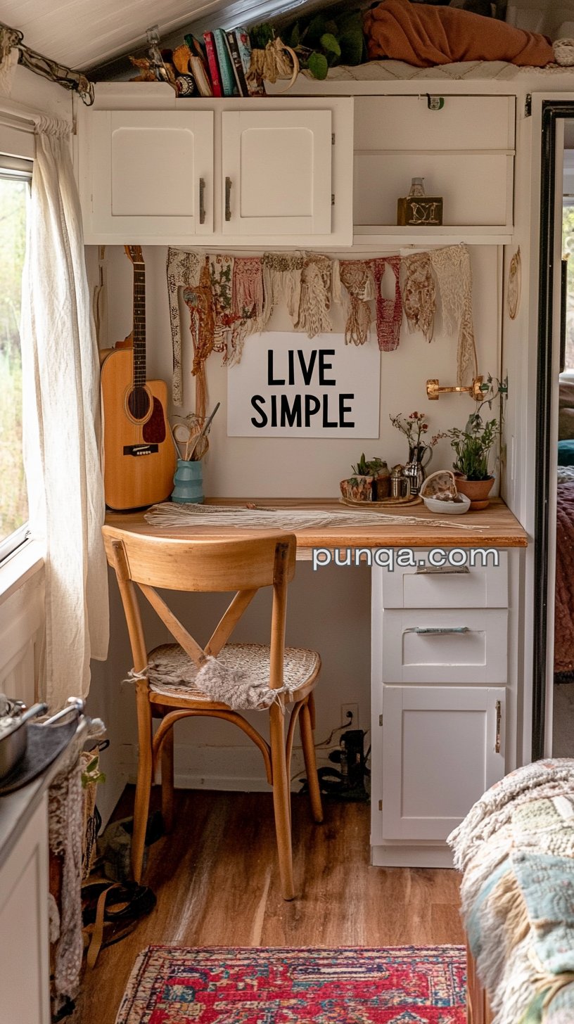 tiny-home-personalized-decor-4