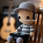 Amigurumi Dj Doll – FREE Crochet Pattern