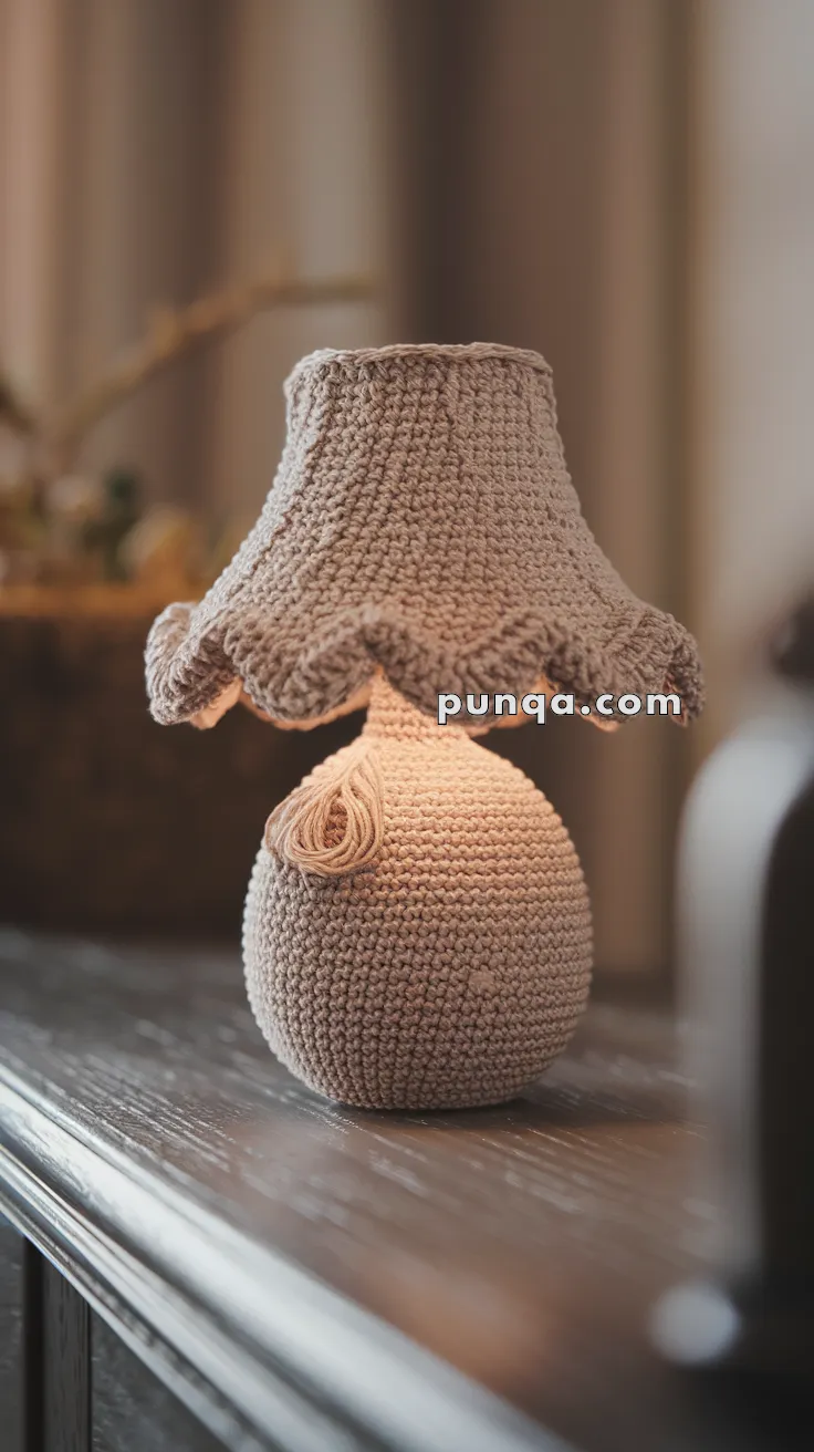 Amigurumi Lamp – FREE Crochet Pattern